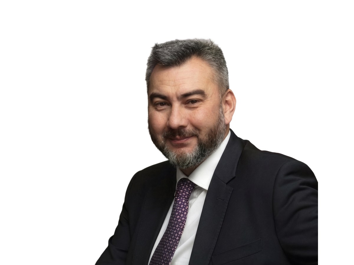Фархад Карагусов